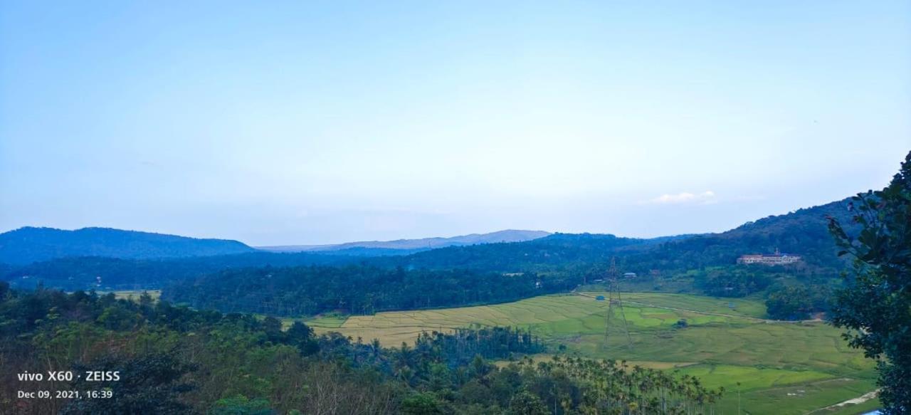 Angels Nest Home Stay 2 Acra Private Plantation Mountain Area Balconey Sunrice View Nearby Ngarhole Wild Life , Tholpetty Wild Life , Pakshipathalam Bird Santuary , Kuruva Island # Thirunelly & Thrissilery Temple Near By Secure Stay Wayanad Kerala Chegāt Exterior foto