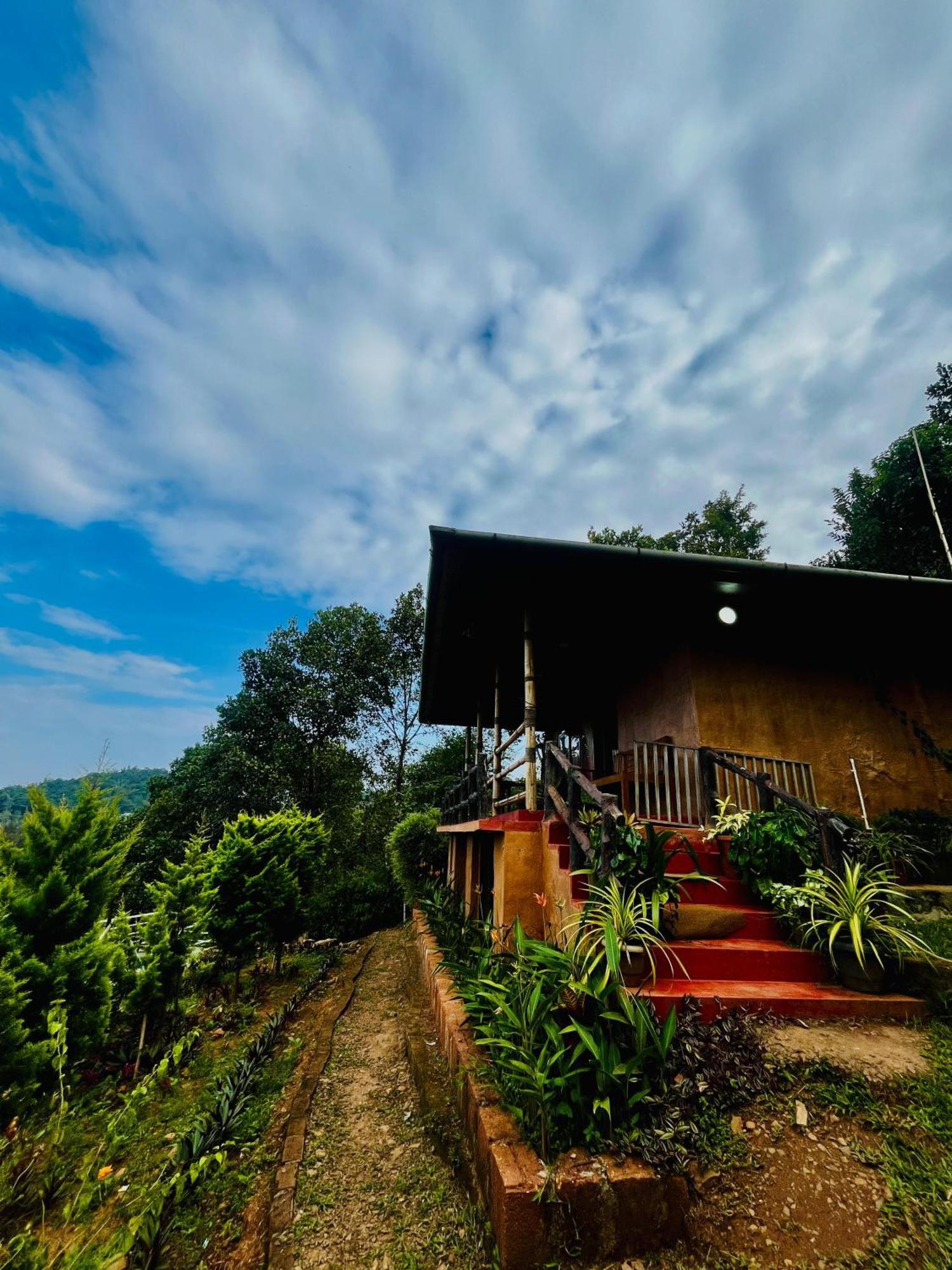Angels Nest Home Stay 2 Acra Private Plantation Mountain Area Balconey Sunrice View Nearby Ngarhole Wild Life , Tholpetty Wild Life , Pakshipathalam Bird Santuary , Kuruva Island # Thirunelly & Thrissilery Temple Near By Secure Stay Wayanad Kerala Chegāt Exterior foto